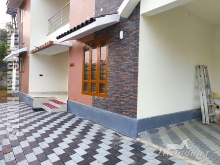 Fully Furnished 4 Bedroom Home for Short Stay in Kumaranaloor