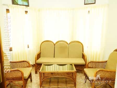 budget daily rent house Athirampuzha