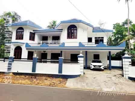 house for weddings in Uzhavoor