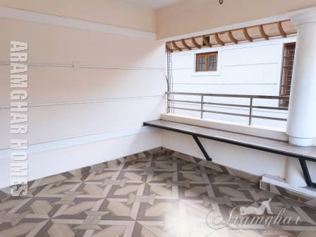 Safe short stay accommodation in Thellakom for visiting families