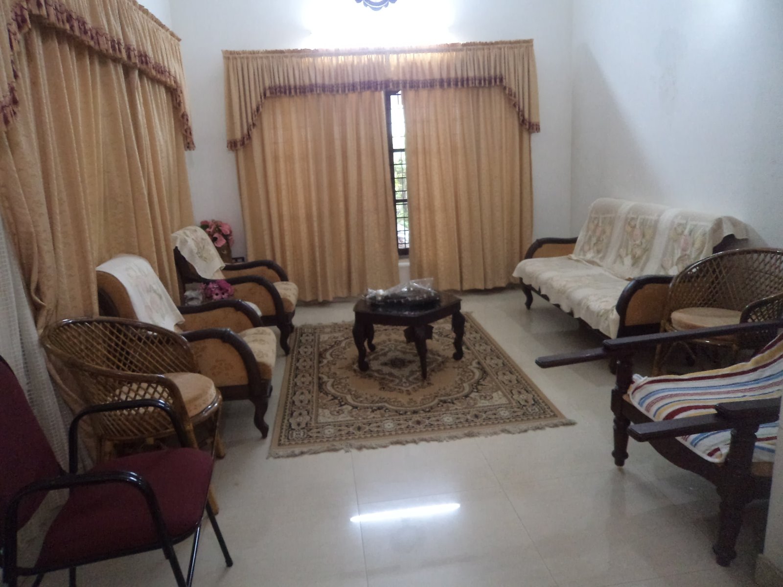 3 bedroom furnished villa for short term rent in kottayam