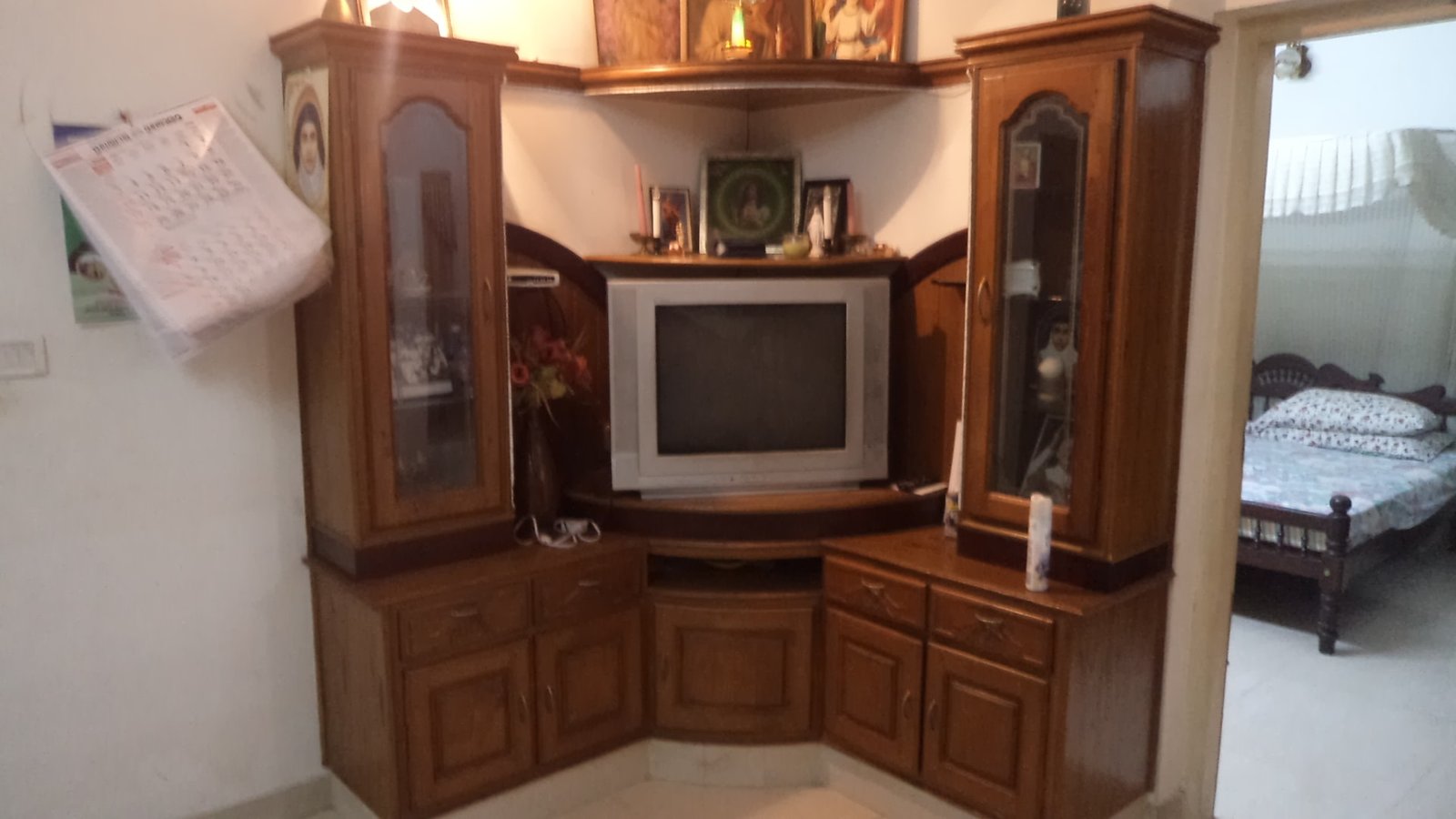 3 bedroom furnished villa for short term rent in kottayam