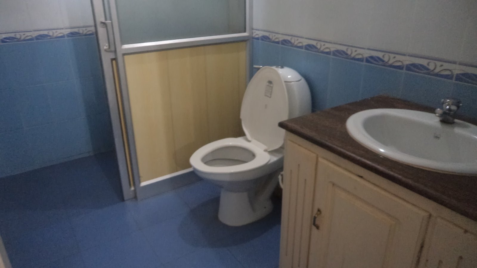 3 bedroom furnished villa for short term rent in kottayam