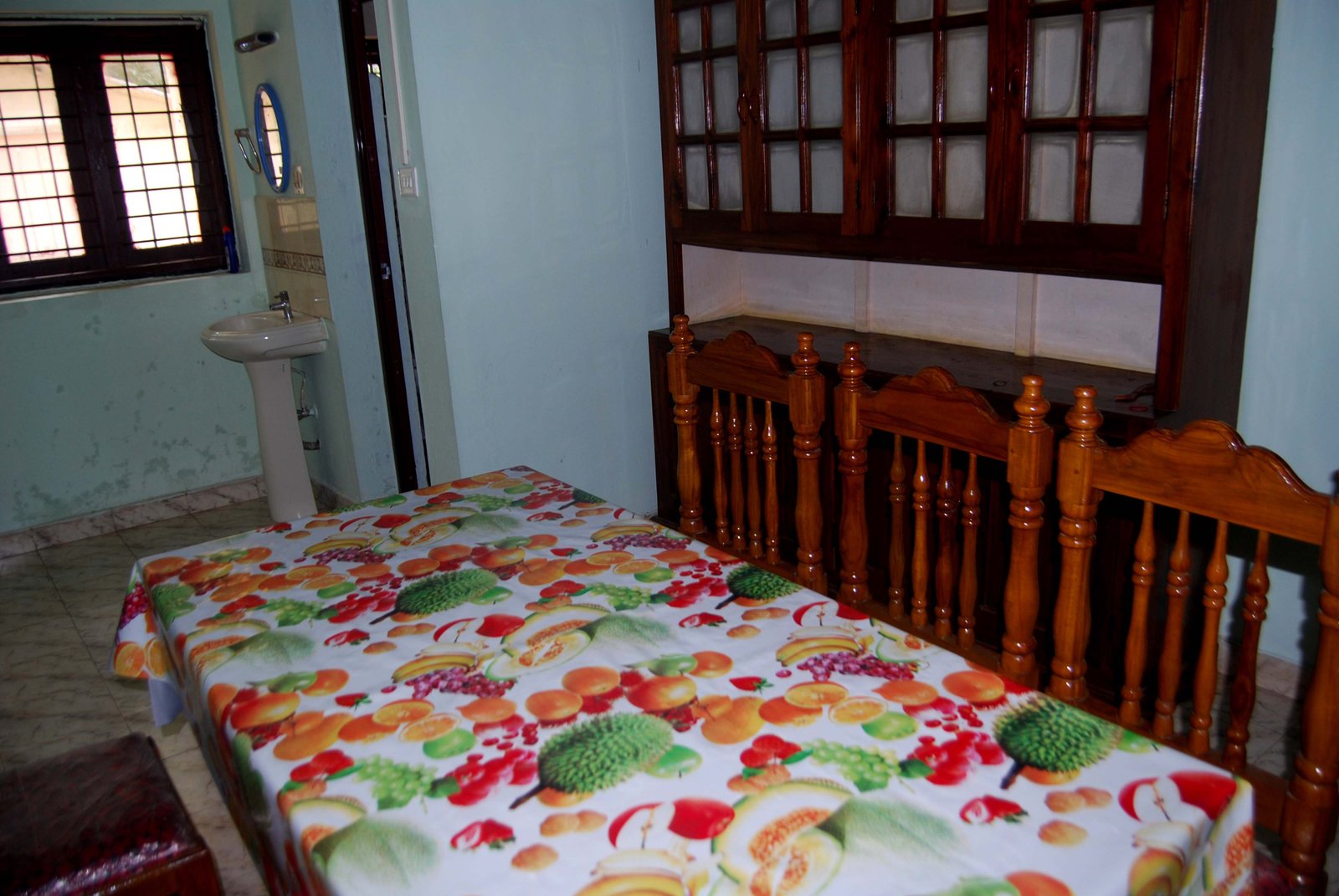 2 bedroom ac house for short stay in chingavanam, kottayam