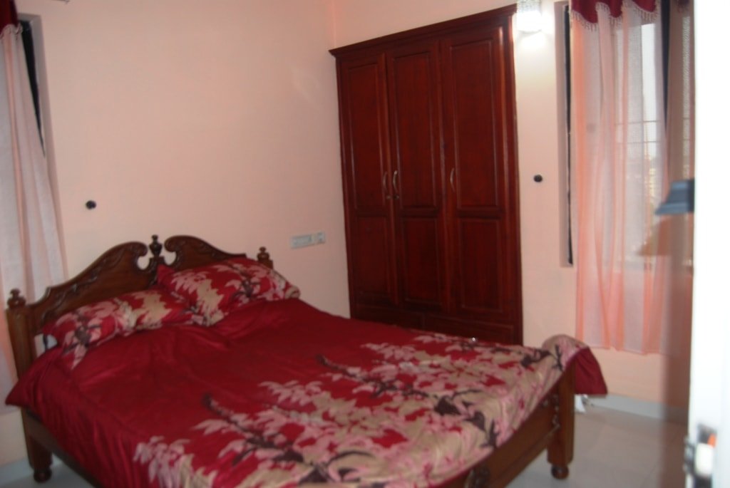 family accommodation for short term in kottayam