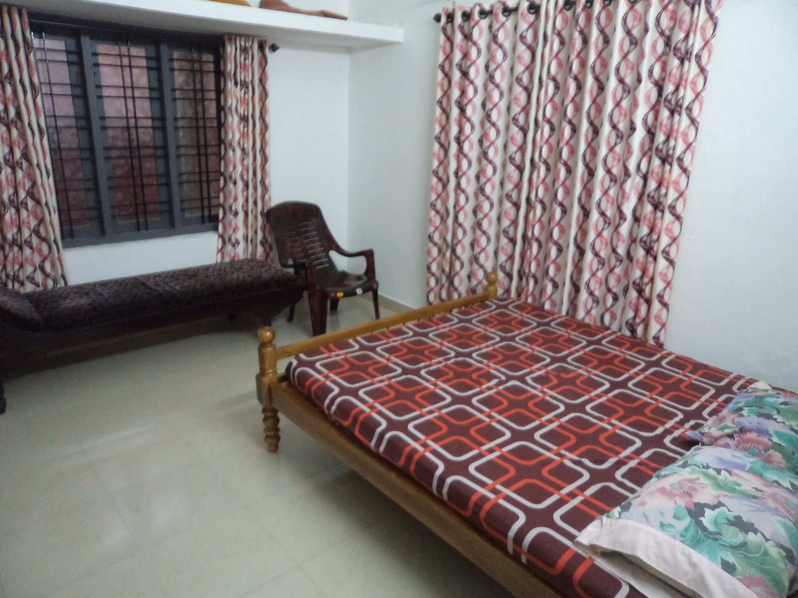 4 bedroom furnished house for ome month rent in kottayam