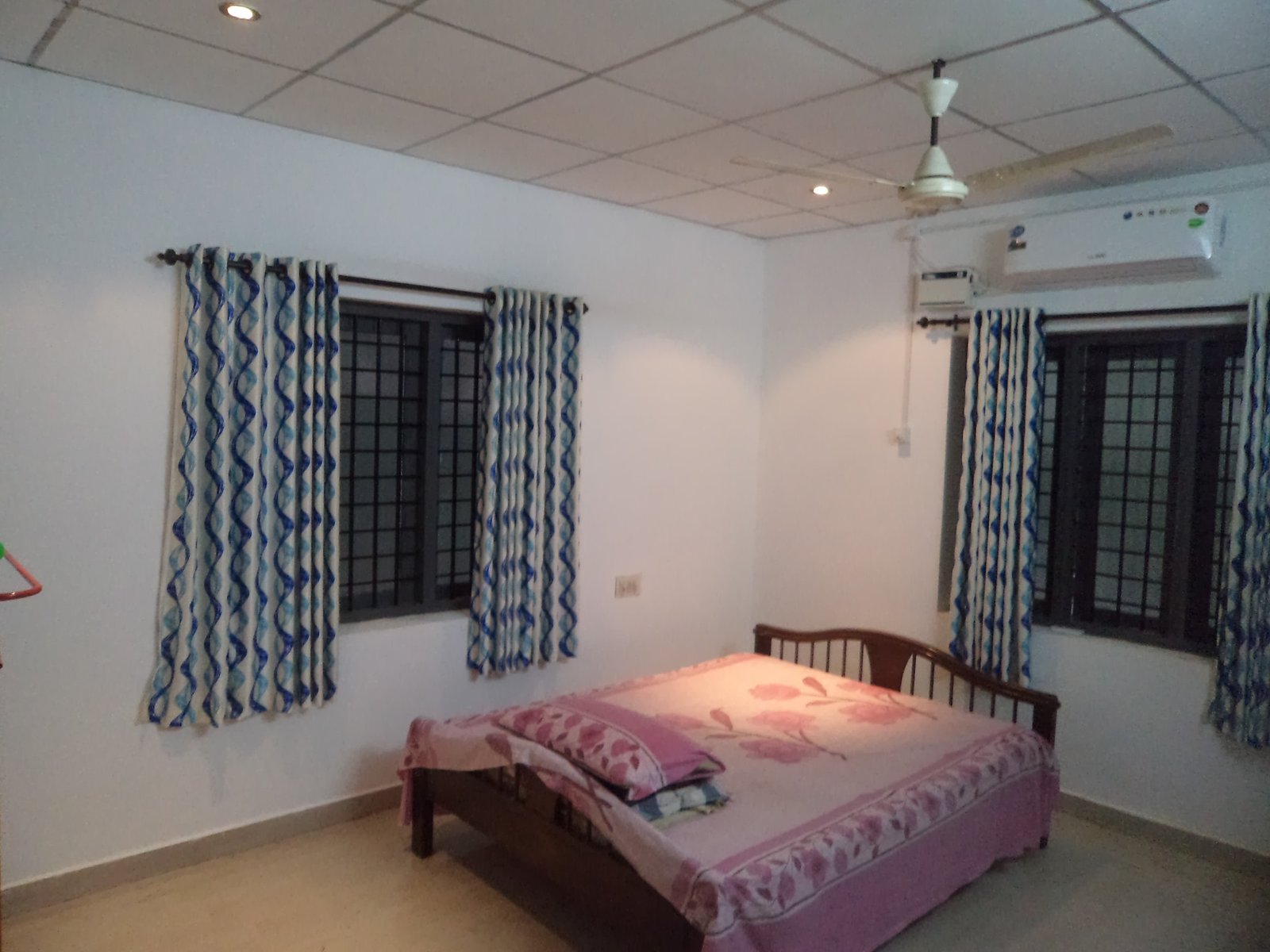 4 bedroom furnished house for ome month rent in kottayam